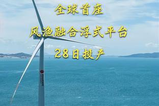 火力全开！罗齐尔15中10砍全场最高34分外加5板 三分11中8